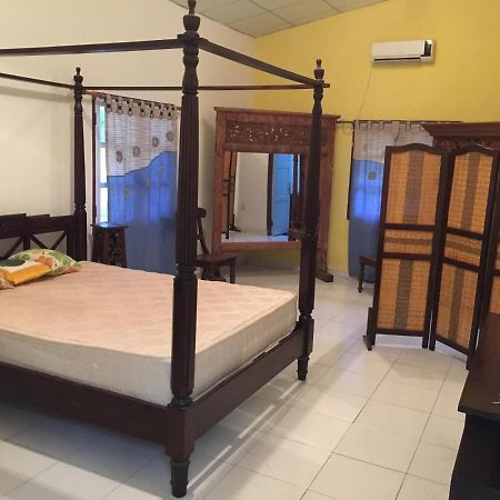 Casa Do Sandalo Boutique Guest House Dili Exterior foto